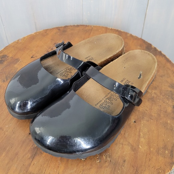 Birki's Shoes - Birki's Birkenstock Mary Jane Clogs Womens 39 L8 Black Patent FLAW PLS READ